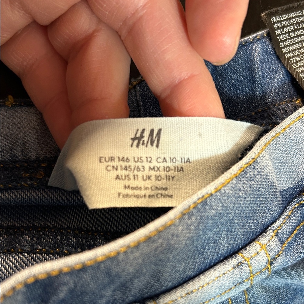 H&M‎ Denim Graphic Wide-Leg Jeans pull on - Picture 2 of 7